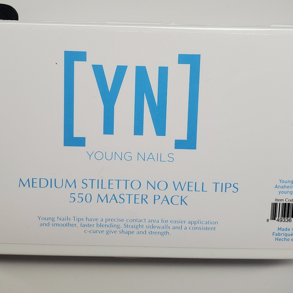 Medium Stiletto No Well Tips Master Pack, Clear, Young Nails